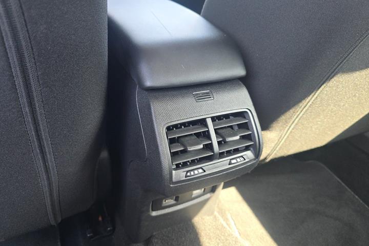 Hvid Citroën ë-C4 fra 2022