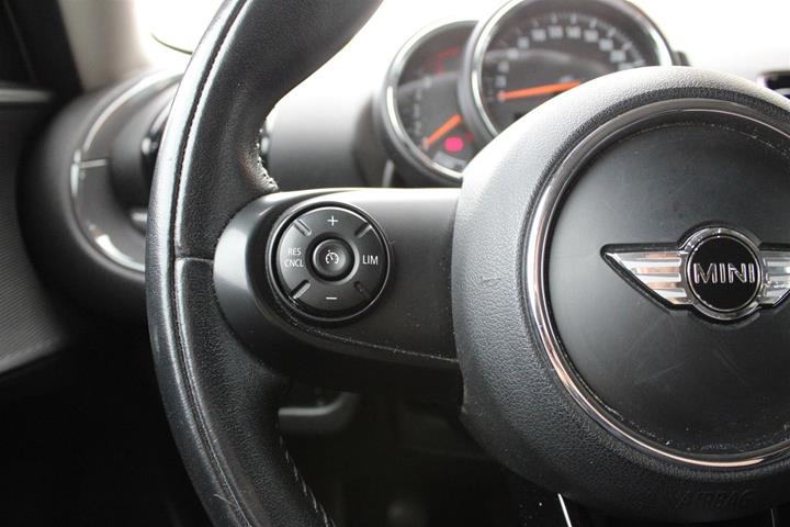 Hvid Mini Clubman Cooper fra 2016
