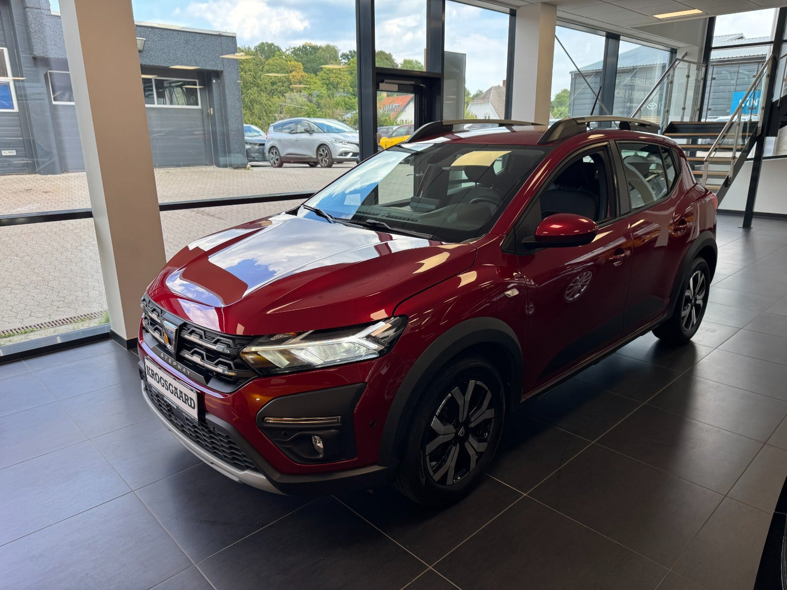 Rød Dacia Sandero Stepway fra 2021