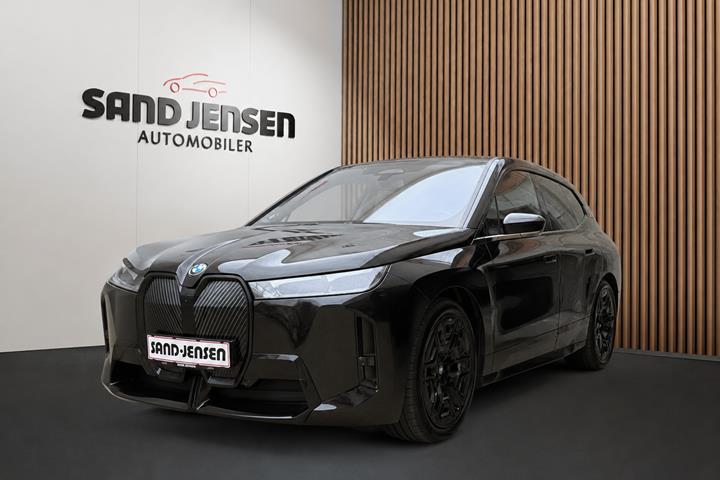 Sort BMW iX fra 2025