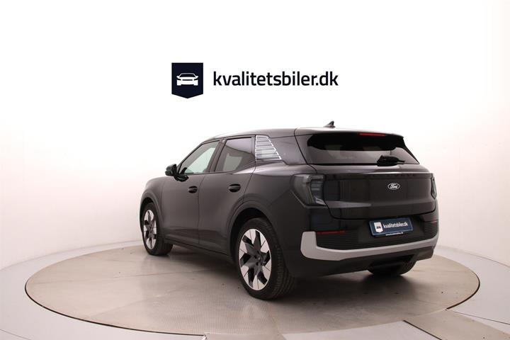 Sort Ford Explorer fra 2025