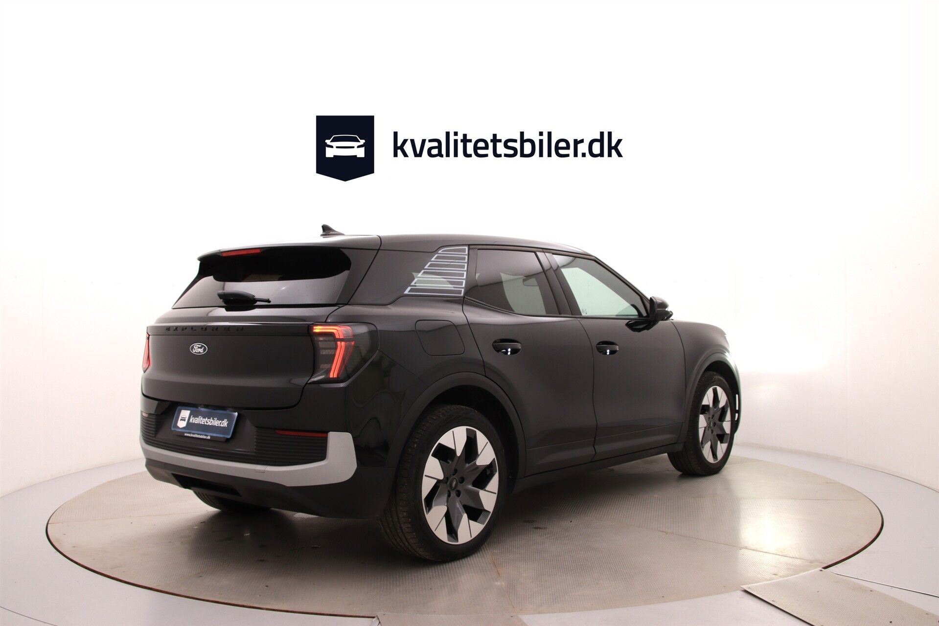 Sort Ford Explorer fra 2025