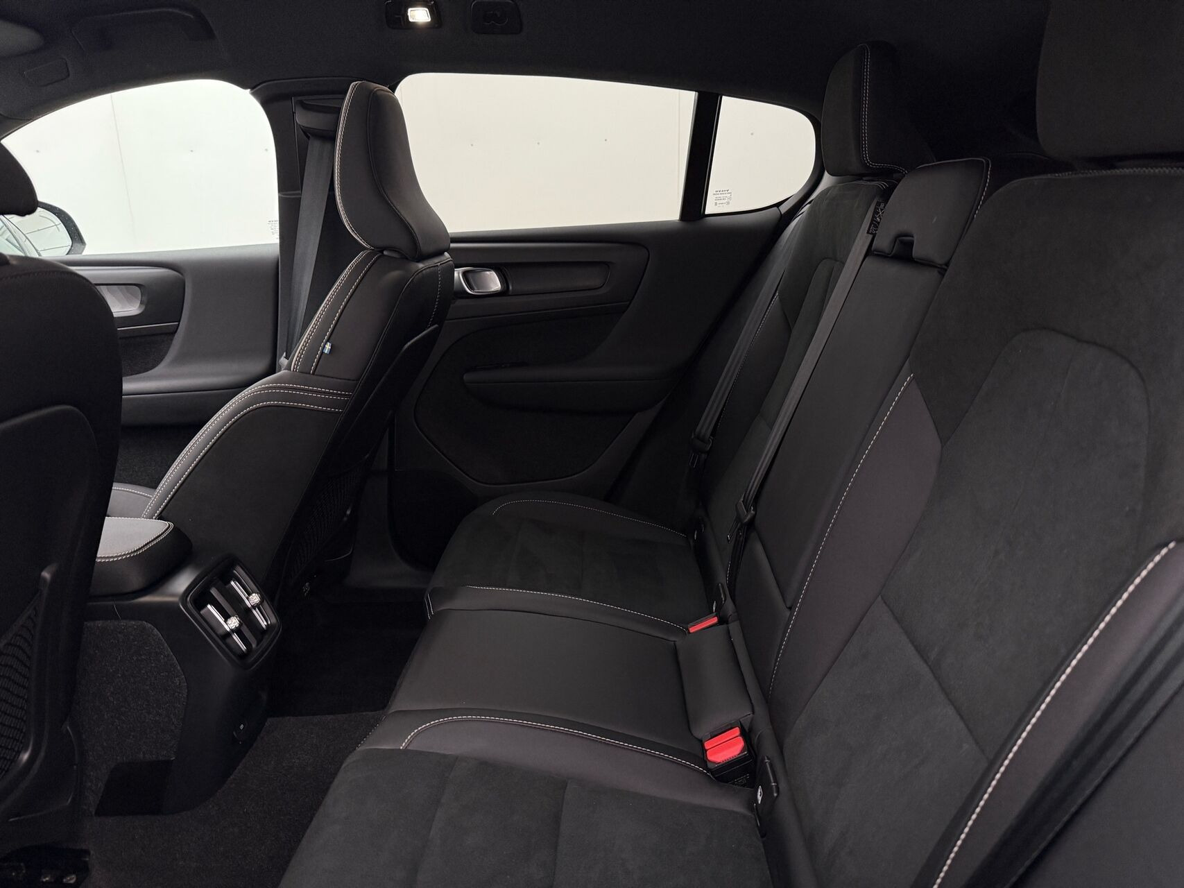 Blå Volvo C40 fra 2022
