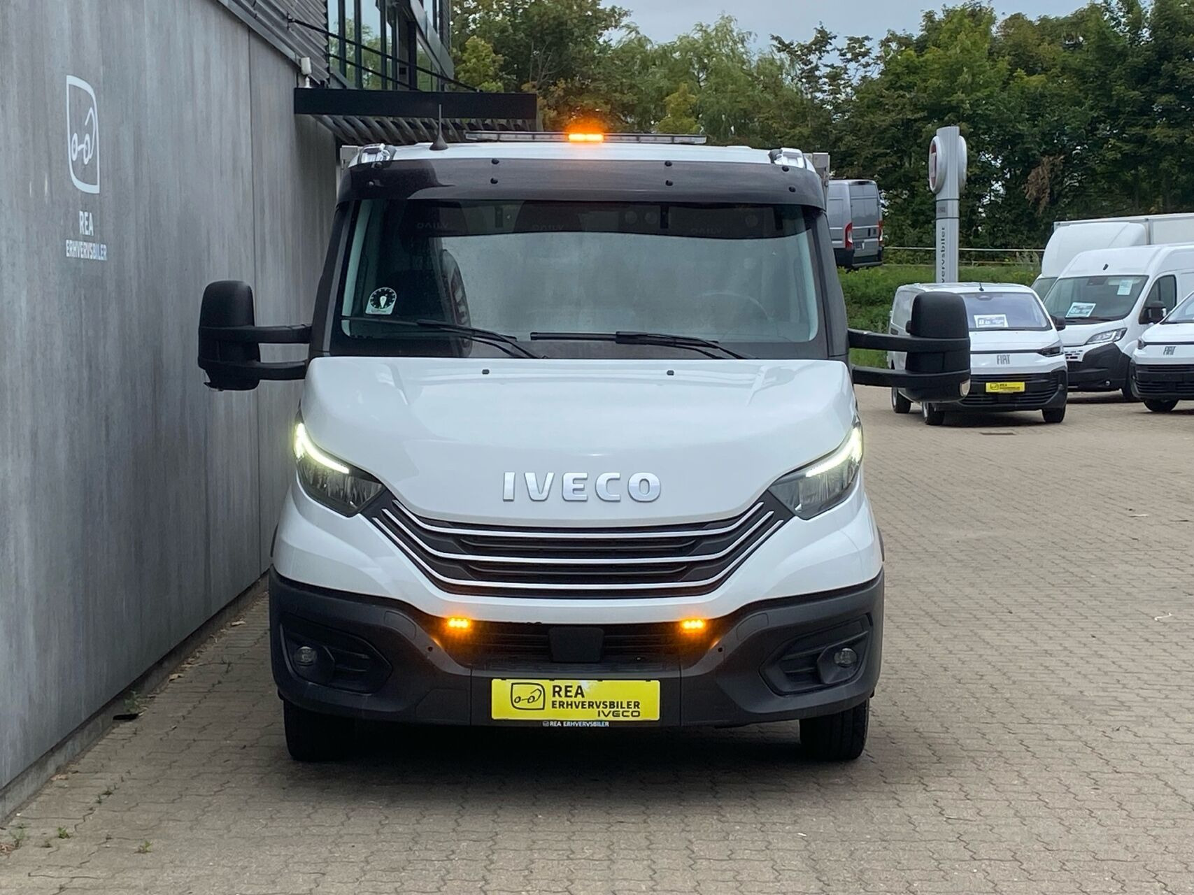 Hvid Iveco Daily fra 2023