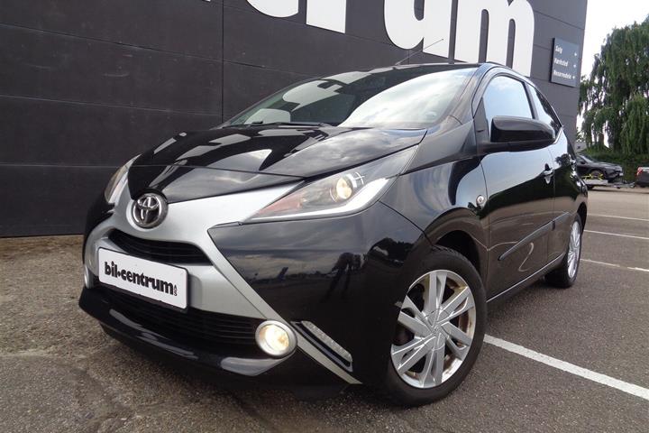 Sort Toyota Aygo fra 2017
