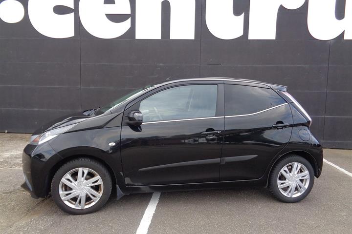Sort Toyota Aygo fra 2017