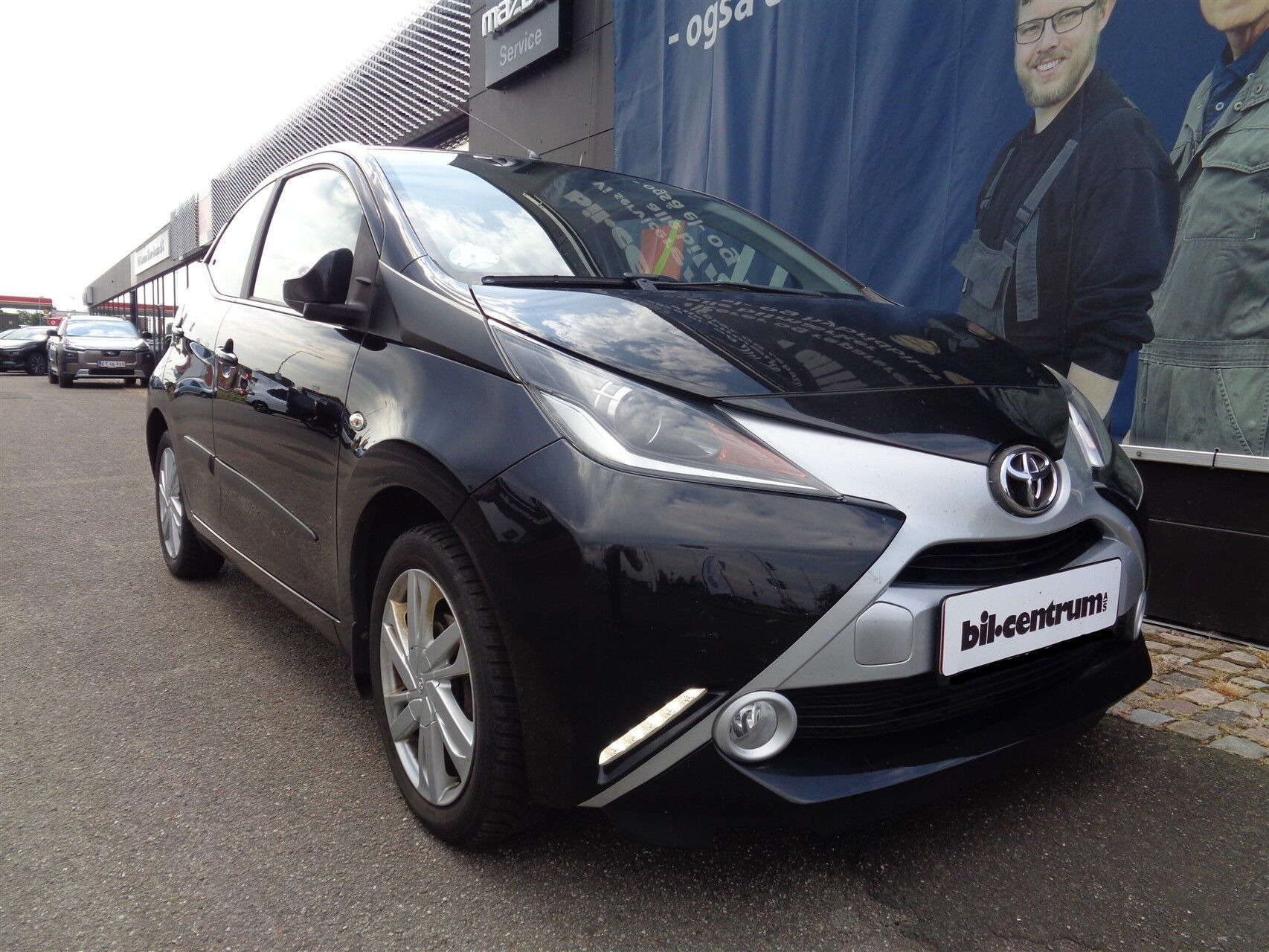 Sort Toyota Aygo fra 2017