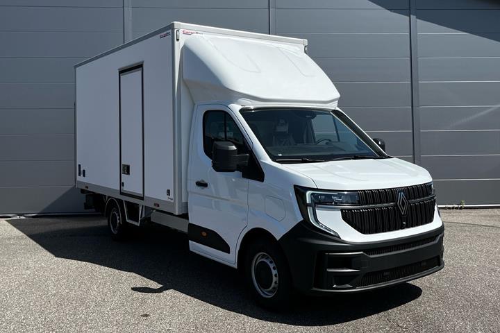 Hvid Renault Master fra 2026