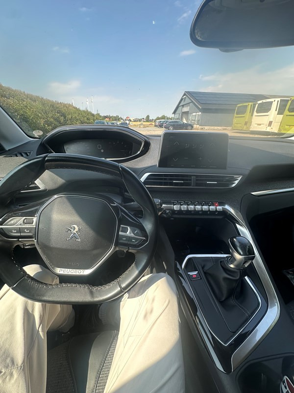 undefined Peugeot 3008 fra 2018
