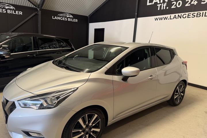Sølv Nissan Micra fra 2017