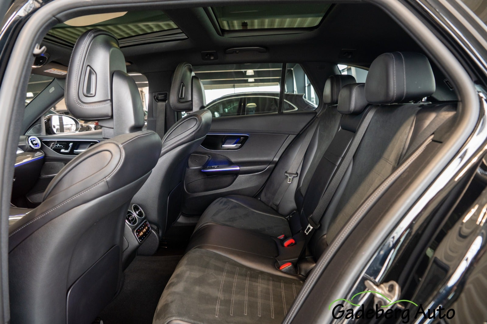 Sort Mercedes C300 e fra 2022