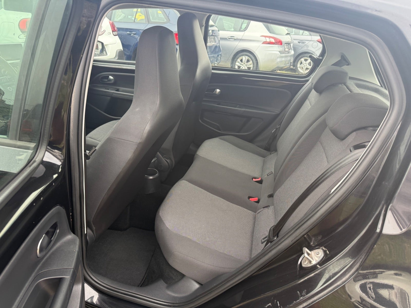 Sort VW UP! fra 2016