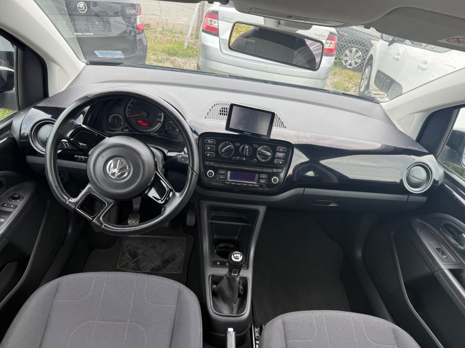 Sort VW UP! fra 2016
