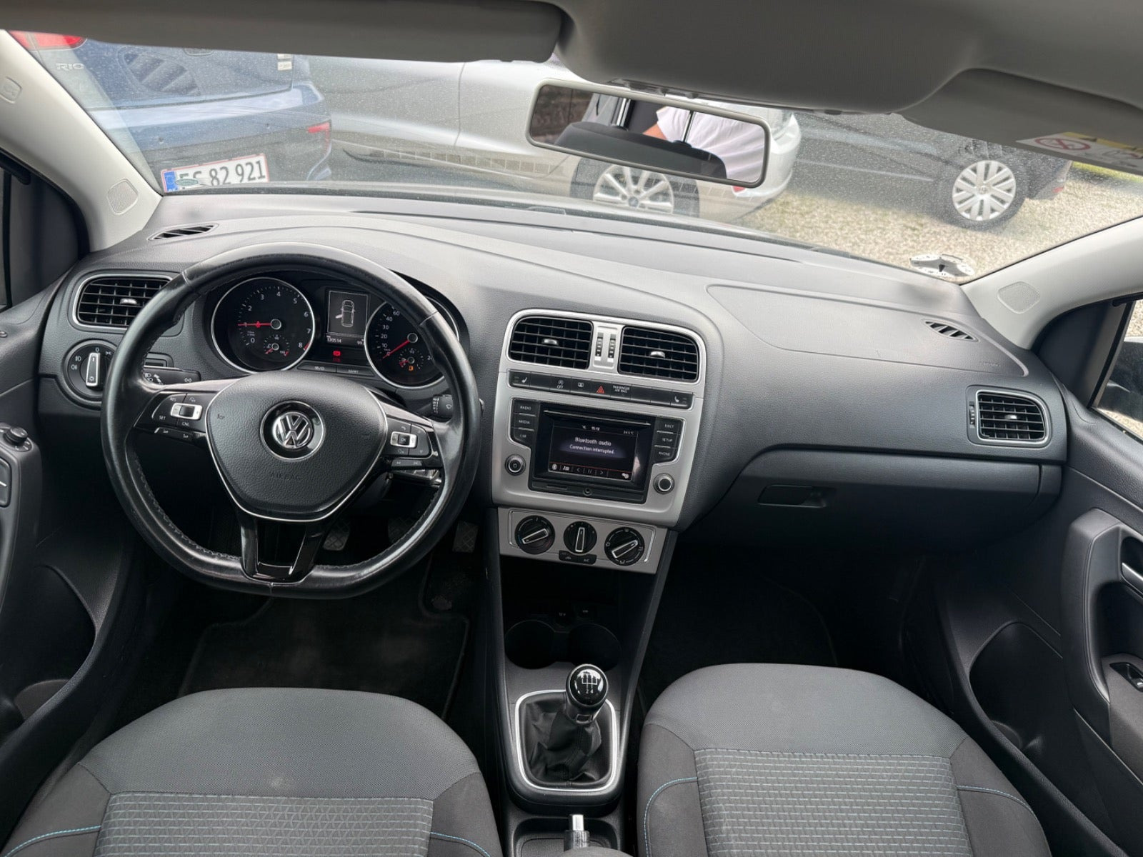 Sort VW Polo fra 2015