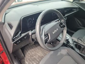 Rød Kia Niro fra 2024