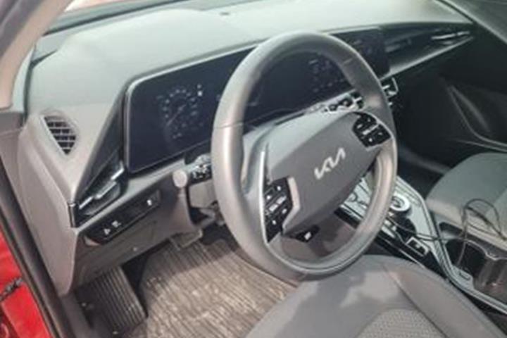 Rød Kia Niro fra 2024
