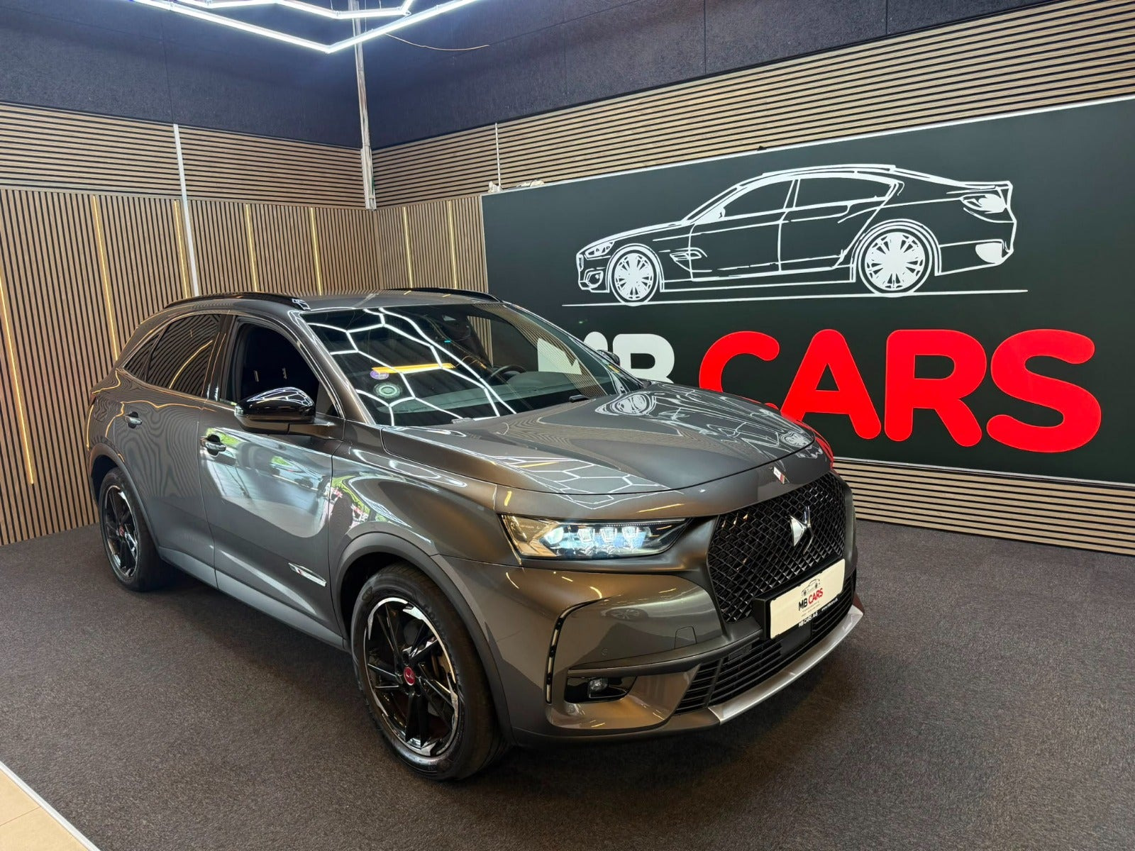 DS DS 7 CrossBack 1,6 E-Tense Performance Line Pack EAT8