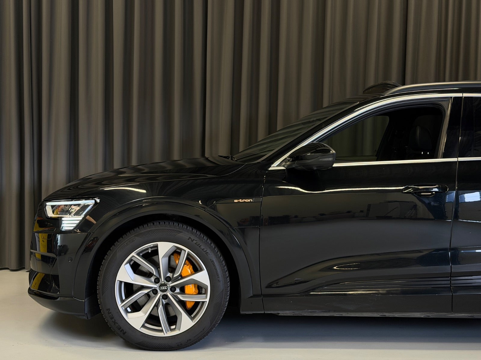Sort Audi e-tron fra 2019