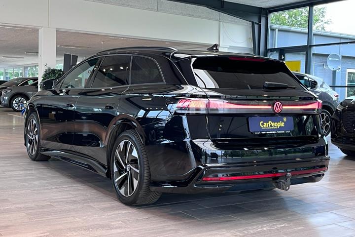 Sort VW ID.7 fra 2025