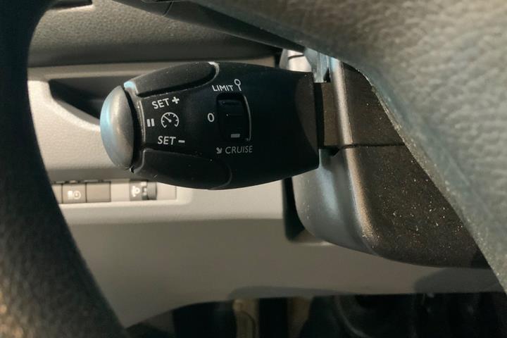 Hvid Toyota ProAce fra 2019