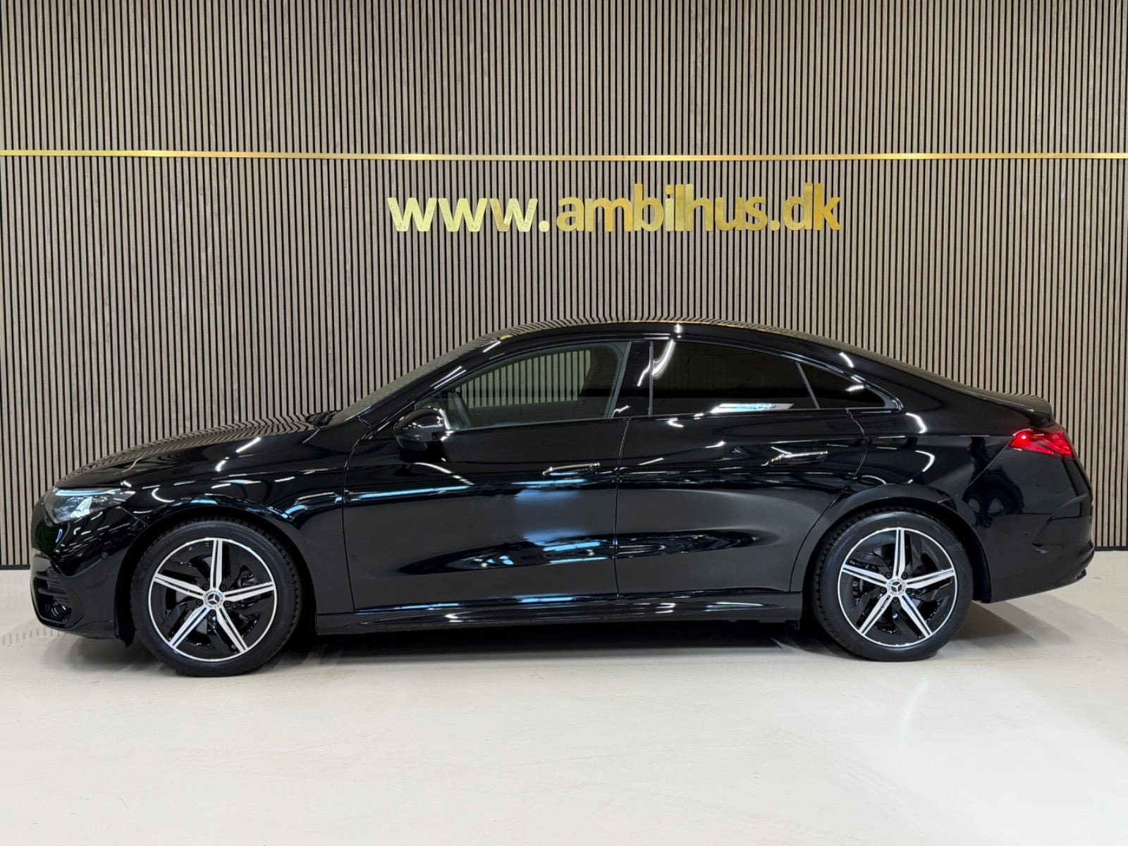 Grøn Mercedes CLA250+ fra 2026