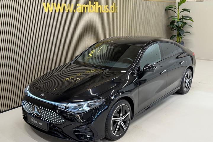 Grøn Mercedes CLA250+ fra 2026