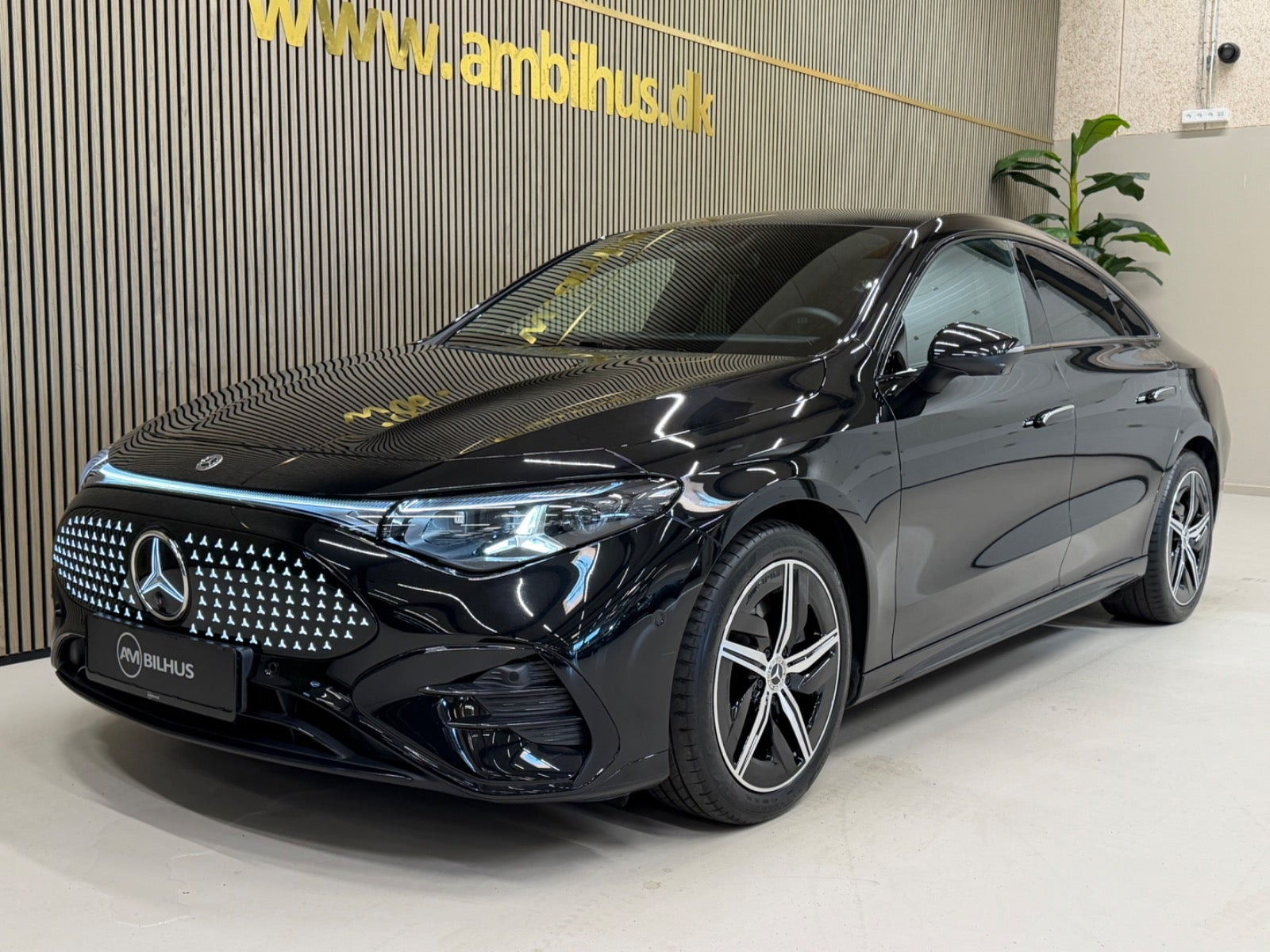 Grøn Mercedes CLA250+ fra 2026
