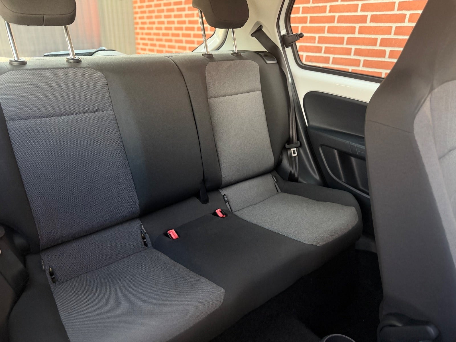 Hvid VW UP! fra 2013