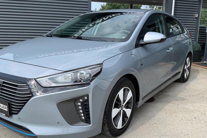 Grå Hyundai Ioniq fra 2018