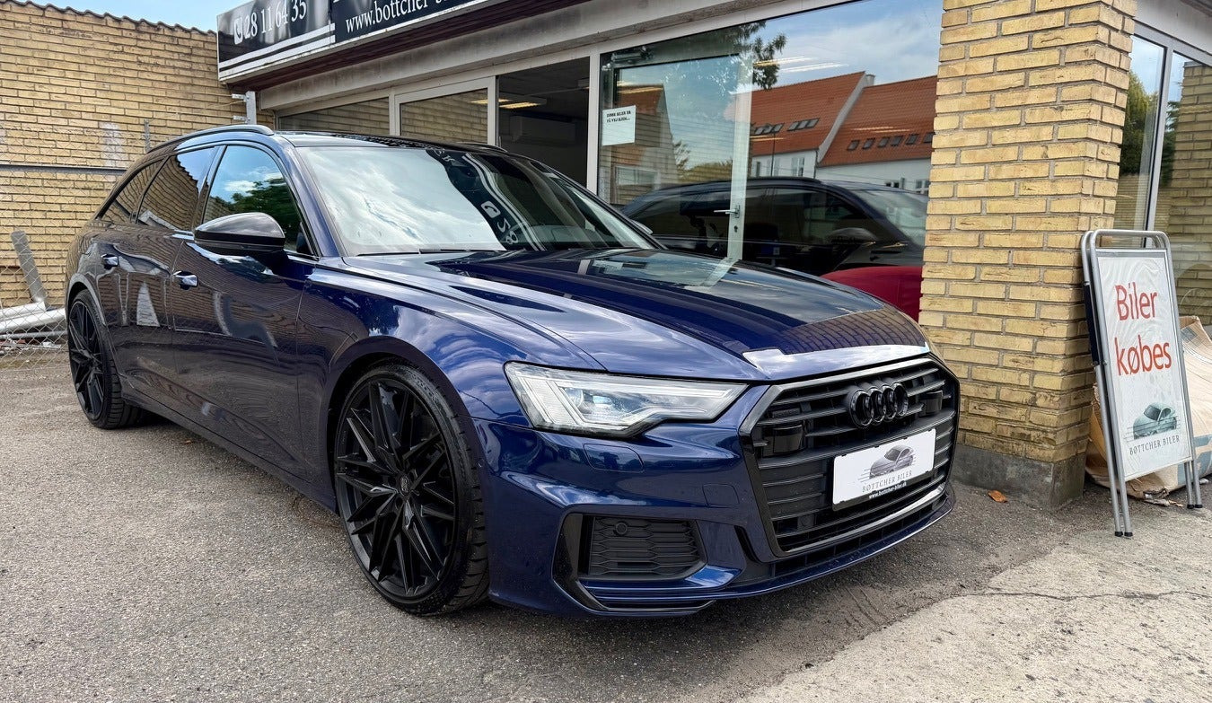 Blå Audi A6 fra 2020
