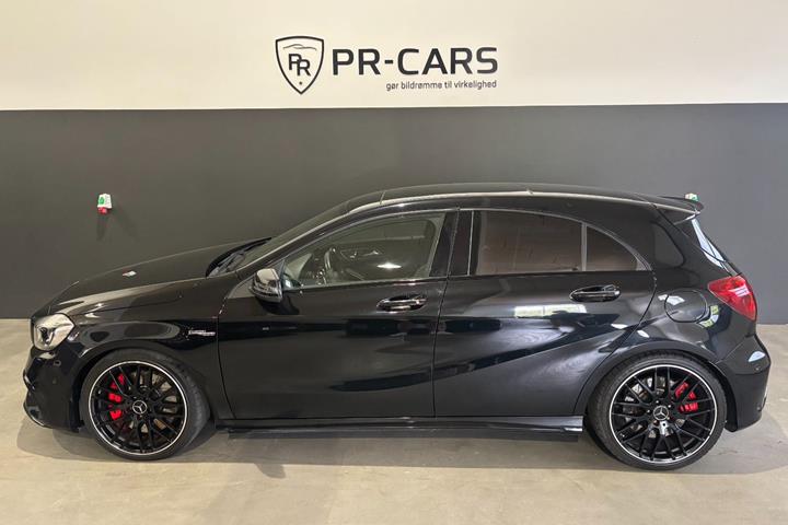 Sort Mercedes A45 fra 2016