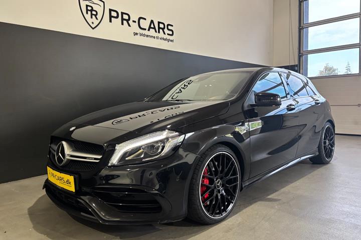 Sort Mercedes A45 fra 2016