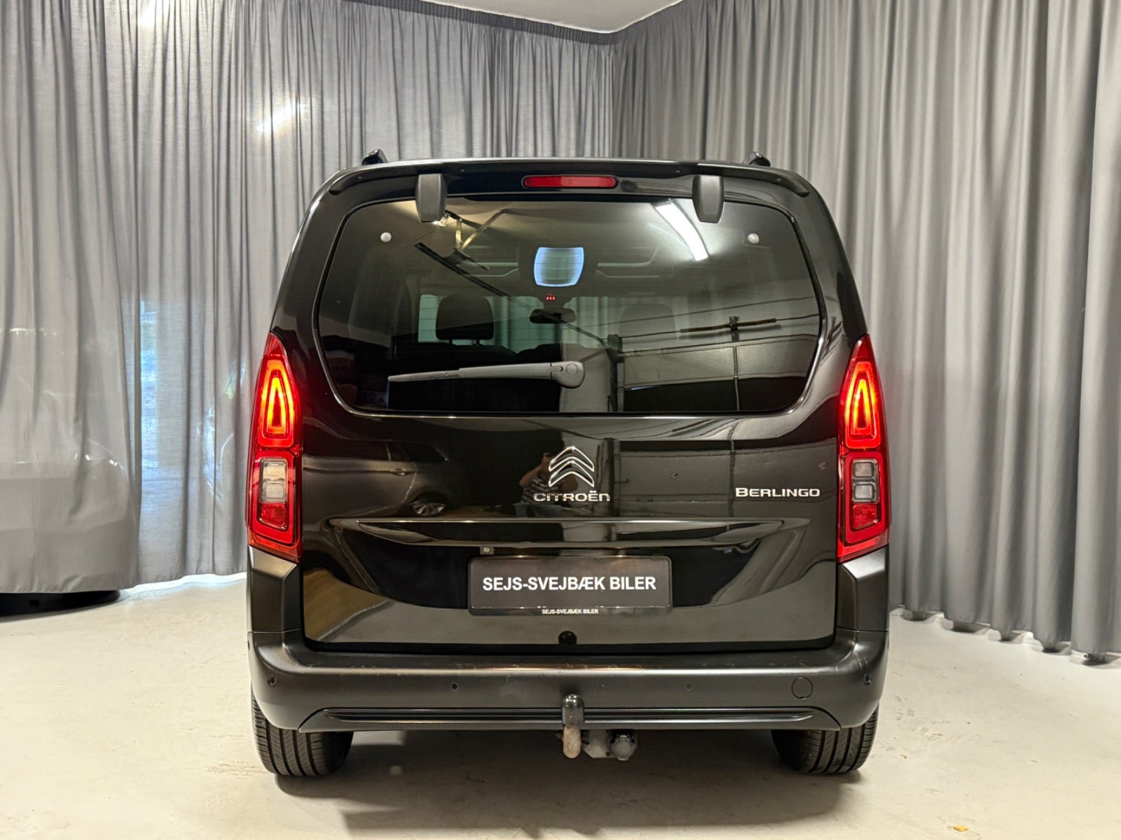 Sort Citroën Berlingo fra 2018