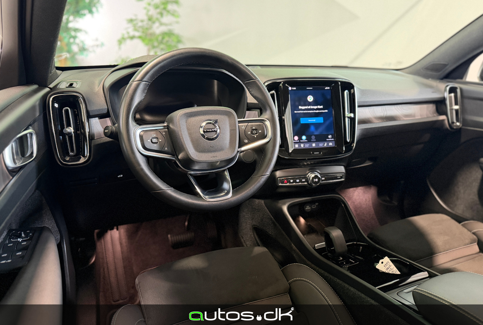 Sort Volvo C40 fra 2024