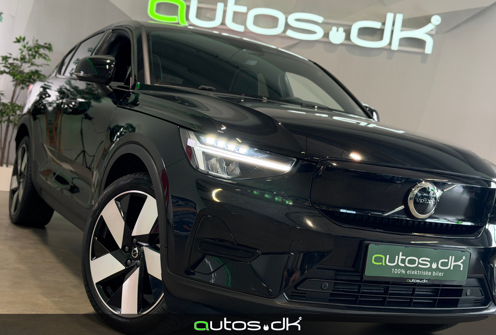 Sort Volvo C40 fra 2024