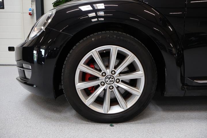 Sort VW The Beetle fra 2012