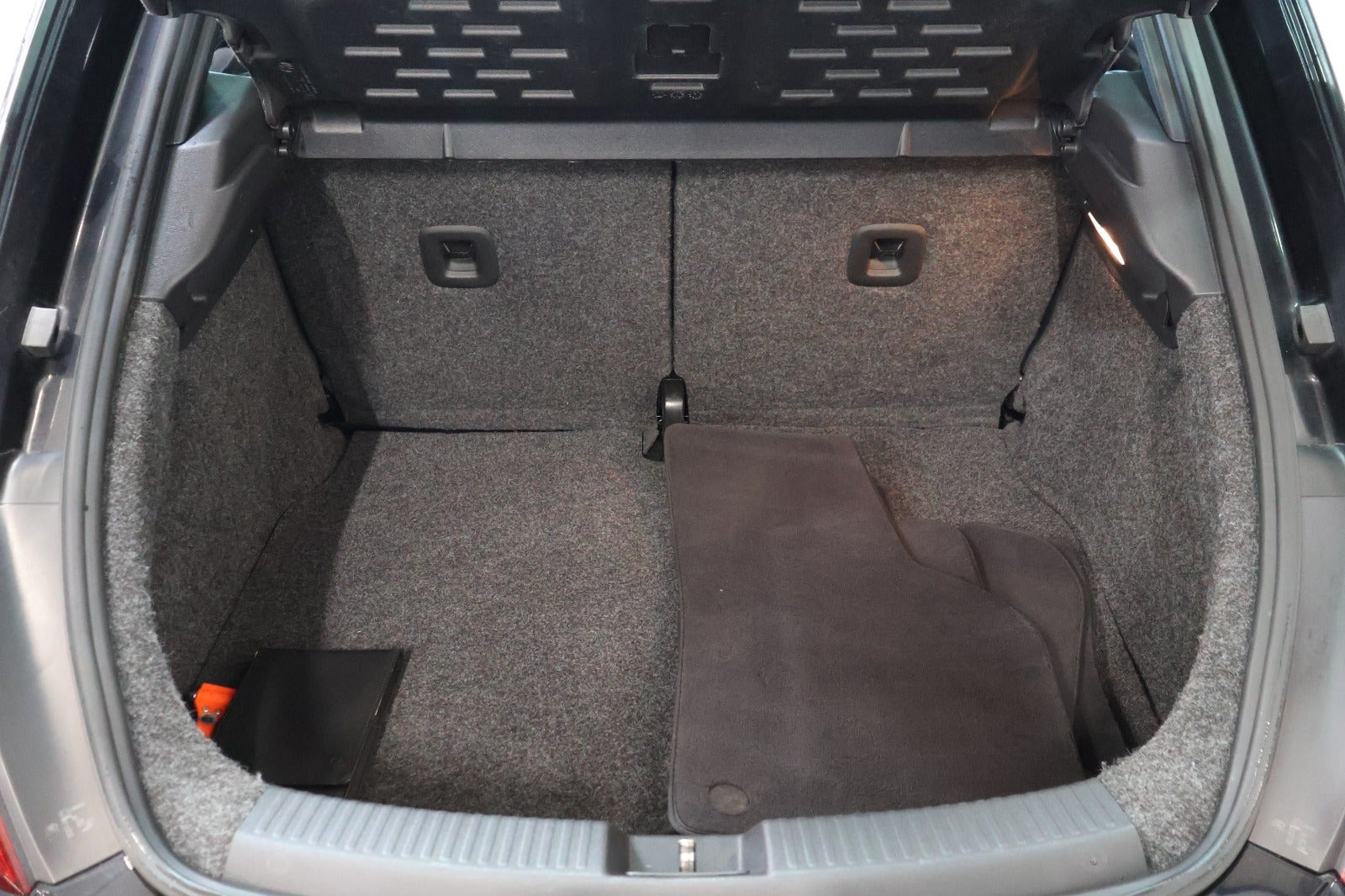 Sort VW The Beetle fra 2012
