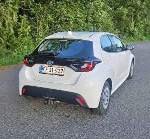 Hvid Toyota Yaris fra 2020