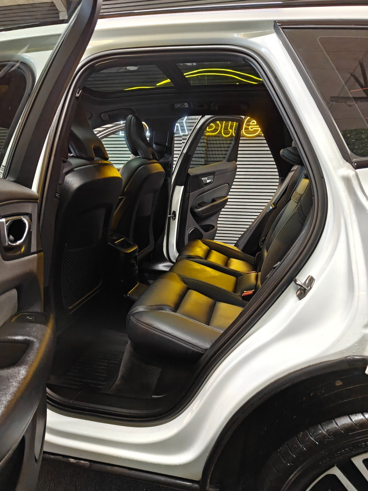 undefined Volvo XC60 fra 2020