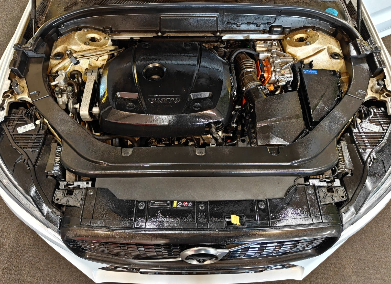 undefined Volvo XC60 fra 2020