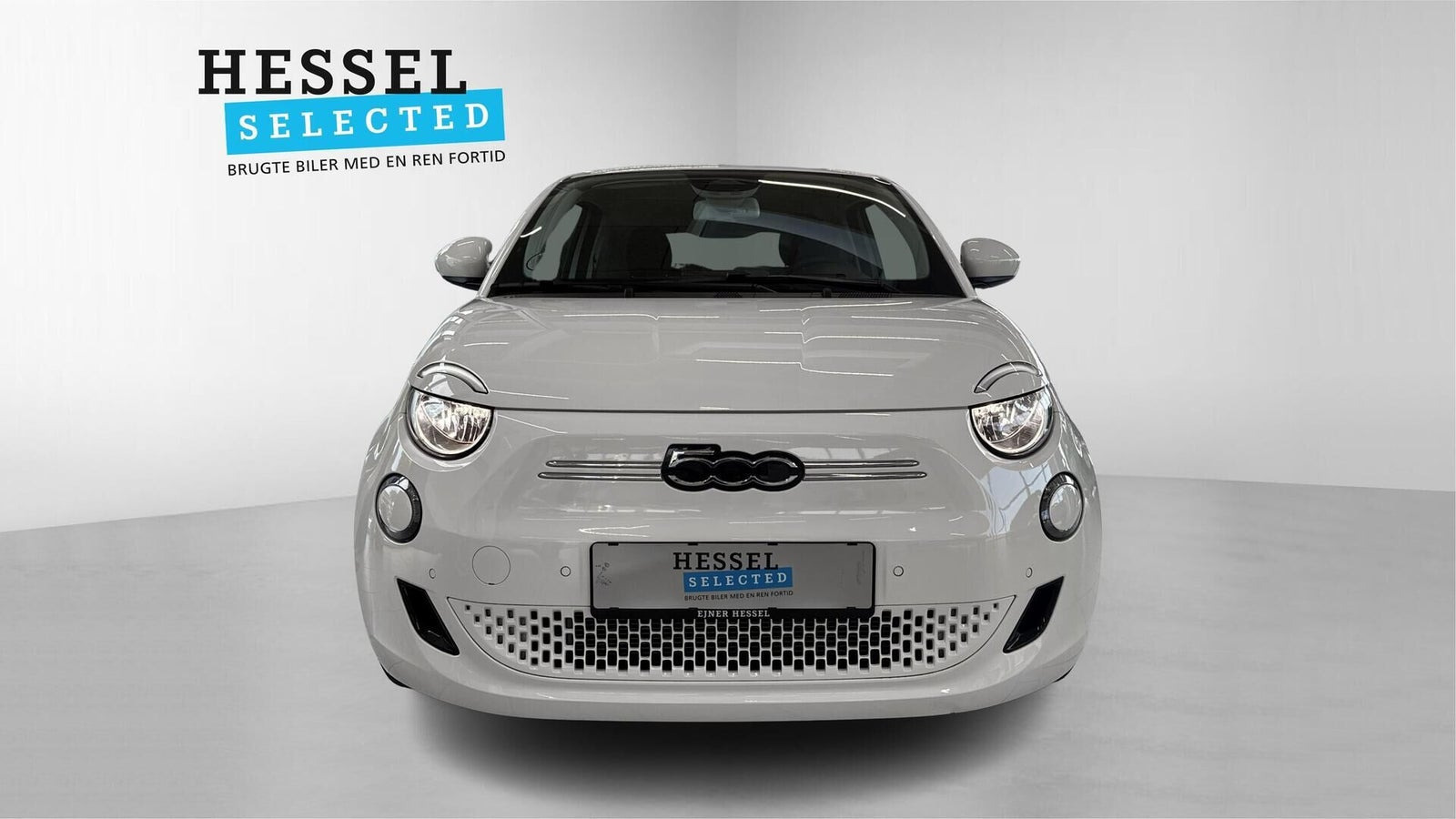 Hvid Fiat 500e fra 2024