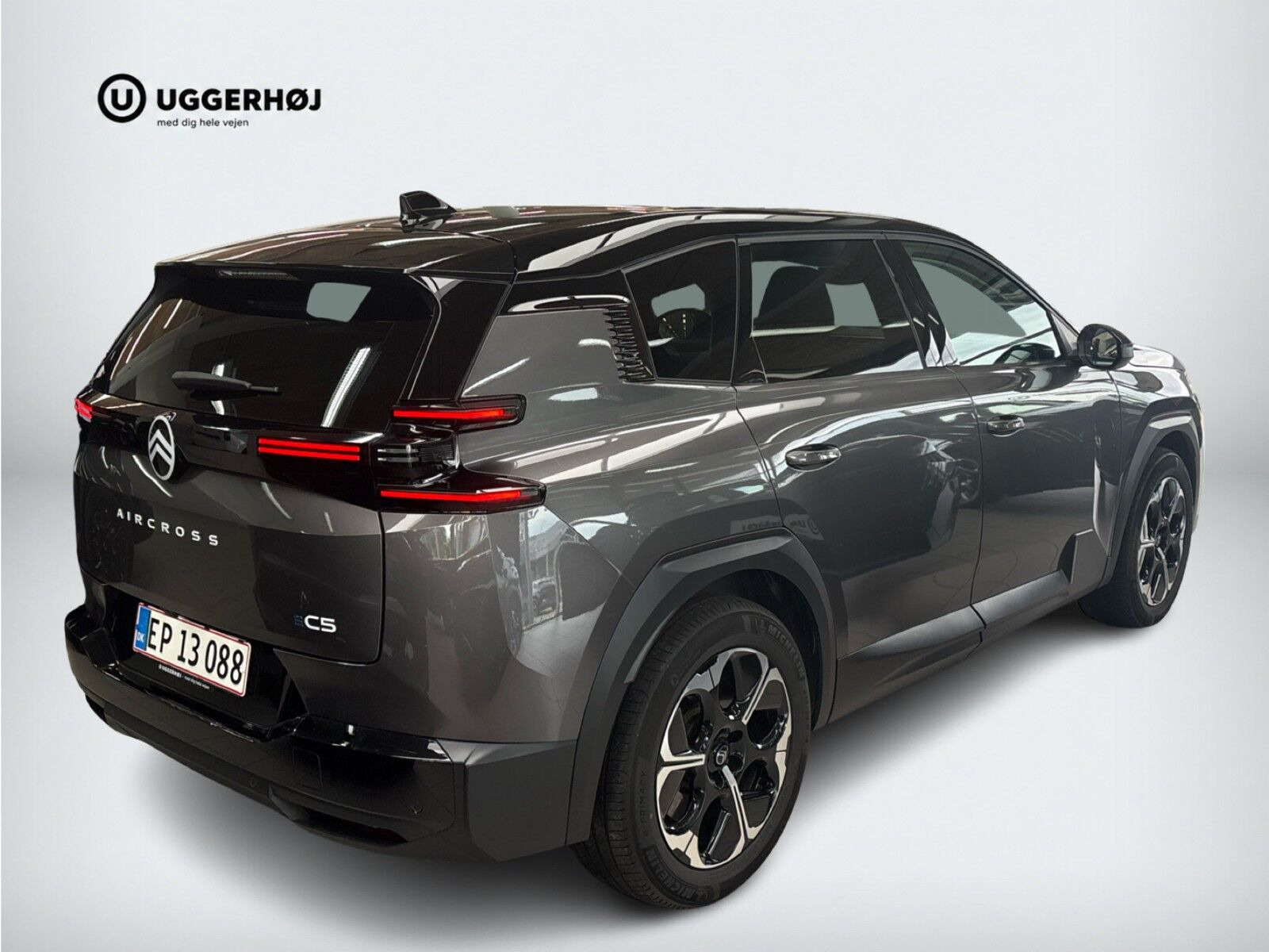 Grå Citroën ë-C5 Aircross fra 2025