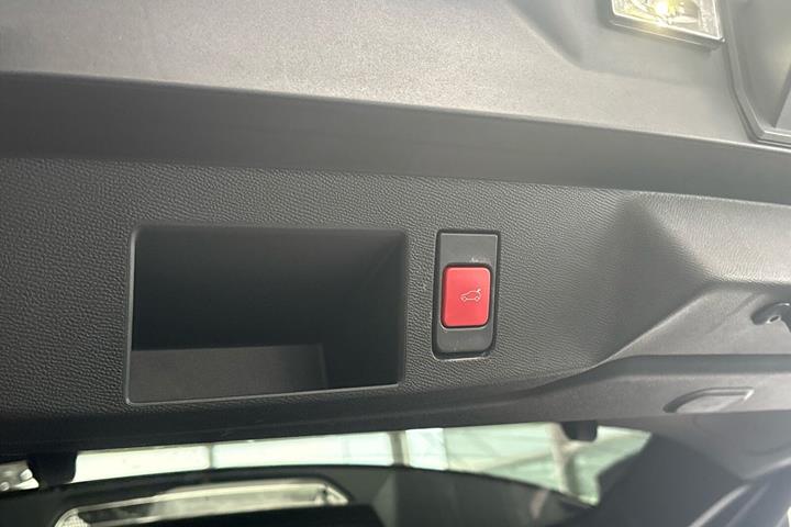 Grå Citroën ë-C5 Aircross fra 2025