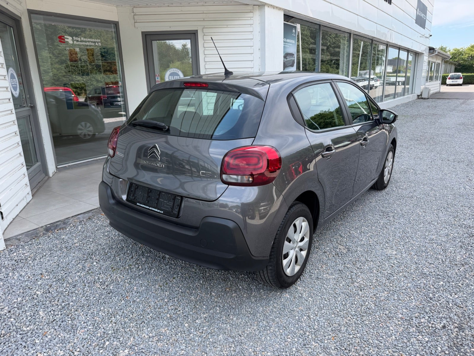 Grå Citroën C3 fra 2018