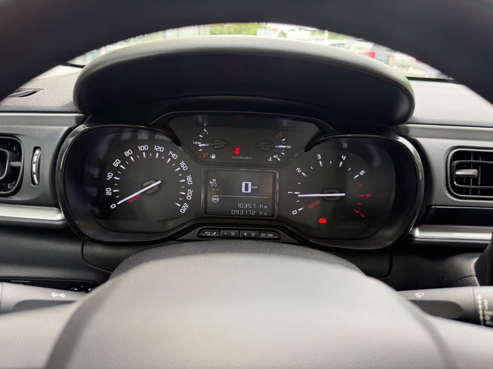 Grå Citroën C3 fra 2018