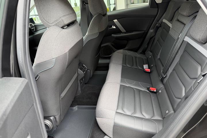 Sort Citroën C4 fra 2021