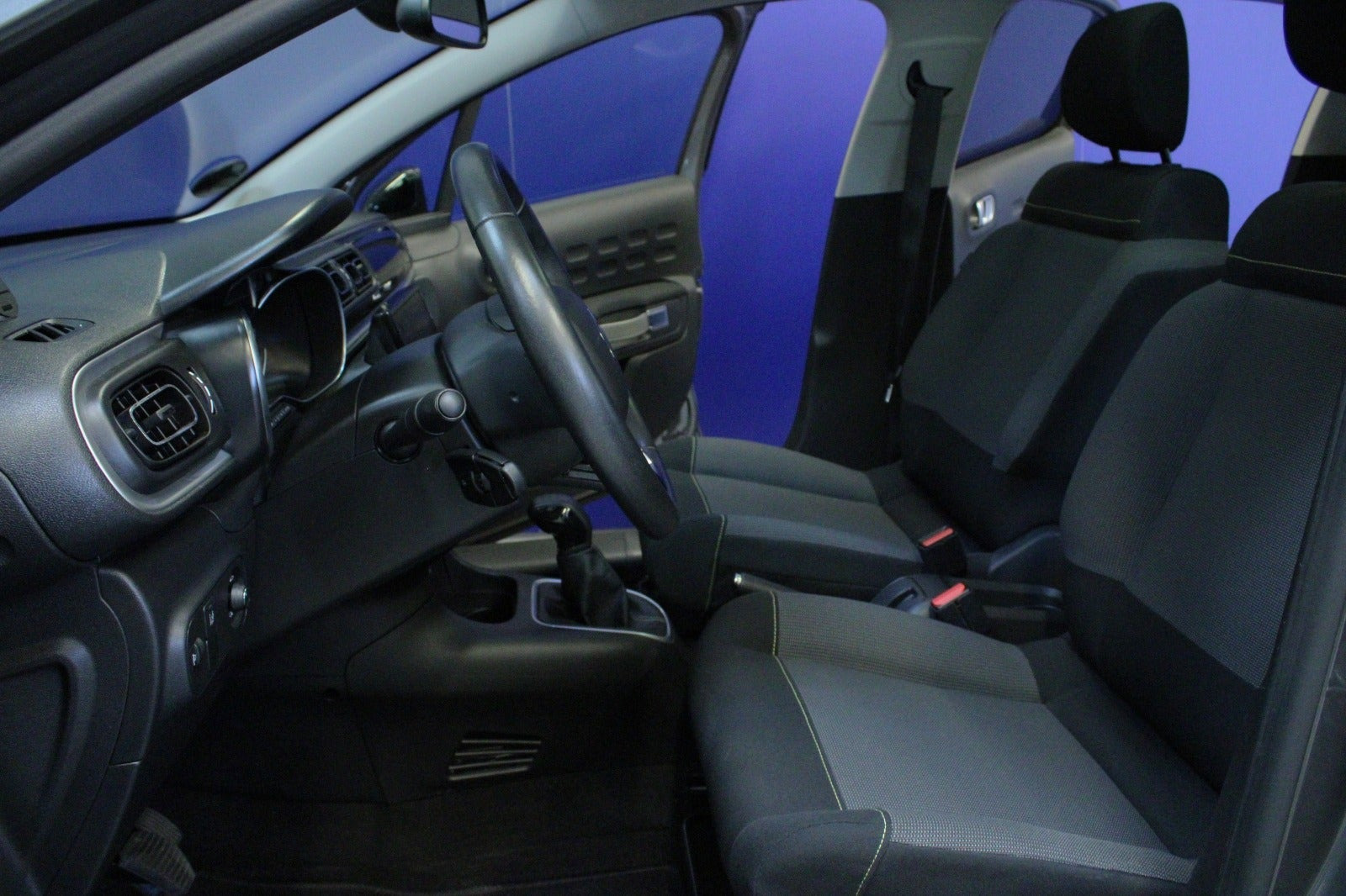 Grå Citroën C3 fra 2019