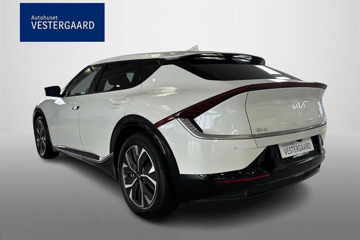 Beige Kia EV6 fra 2024