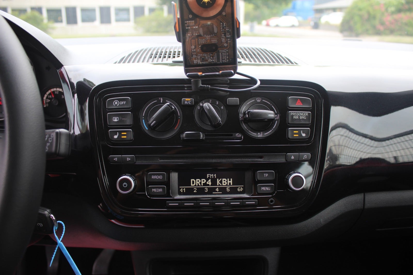 Rød VW UP! fra 2014