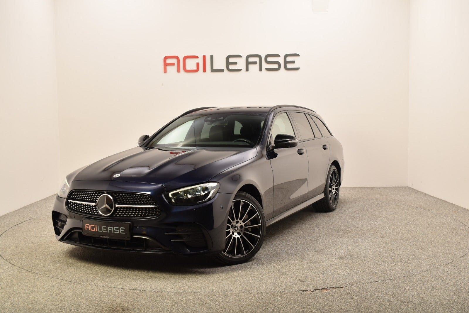 Mercedes E300 de 2,0 AMG Line stc. aut. 4Matic